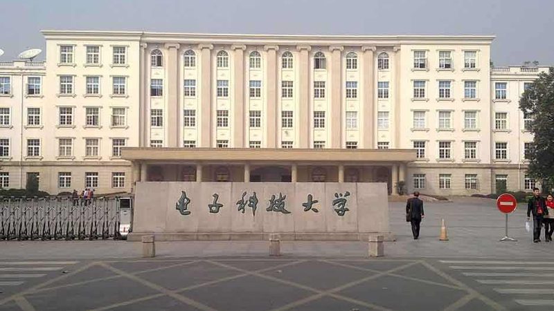 电子产品批发价格表：规格背后的考量因素**